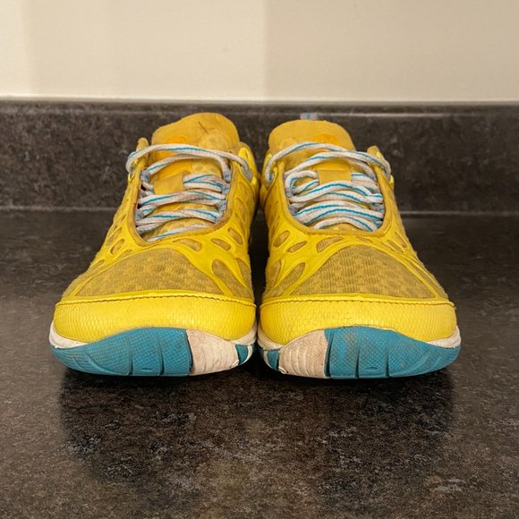 Merrell Yellow and Blue barefoot shoes - Picture 3 of 8
